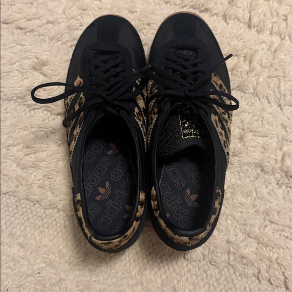 Adidas Women's Black and Leopard Print Sneakers - Picture 3 of 8